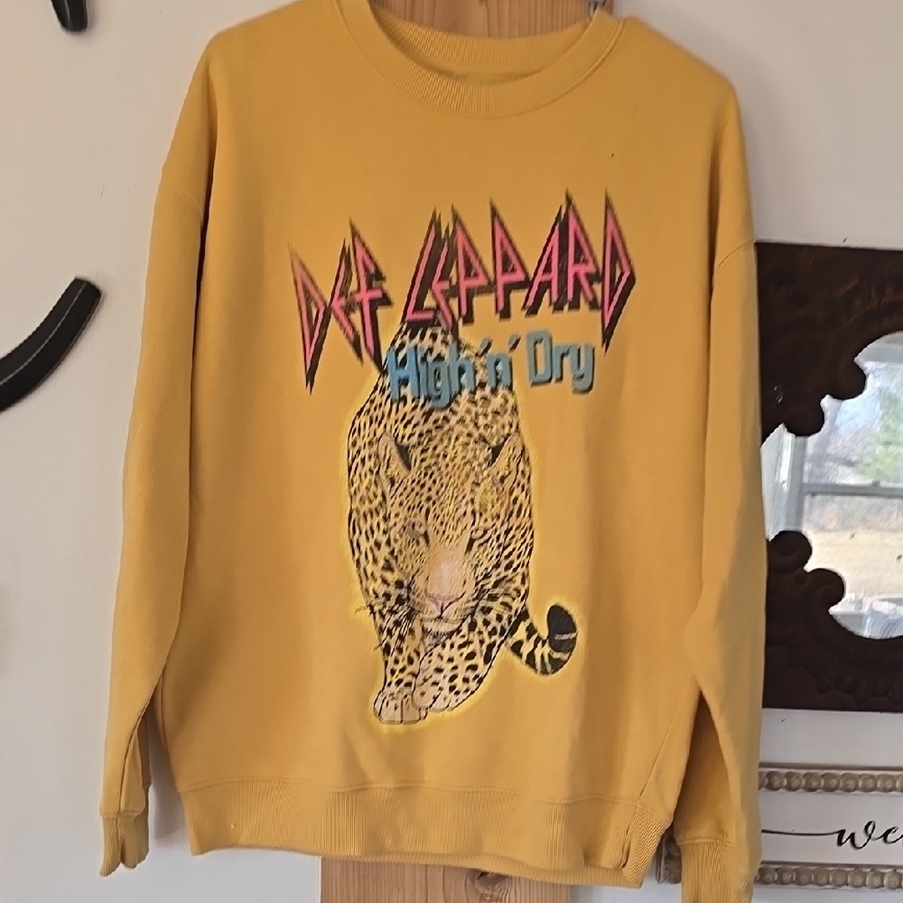 Def Leppard High N Dry Sweatshirt